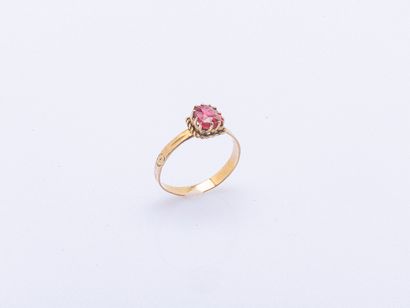 Ring in 14K yellow gold (585 ‰) set with...