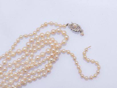 Cultured pearl sautoir necklace (broken,...