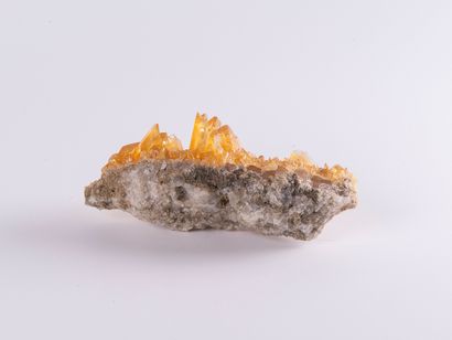 Gypse, Pérou. 
Dim. : 7 x 18 cm