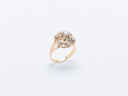 18K (750 thousandths) yellow gold flower...
