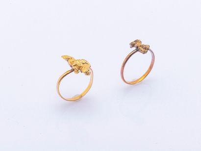 Lot of two 18K yellow gold rings (750 ‰)...
