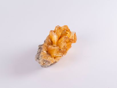 Gypse, Pérou. 
Dim. : 7 x 18 cm