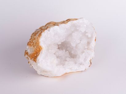 Géode de quartz, Smara, Maroc. 
Dim. : 24...
