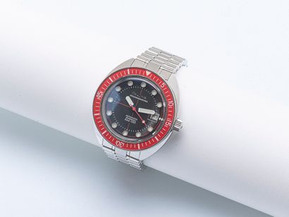 BULOVA
Oceanographer watch ref: 96B343, tonneau-shaped...