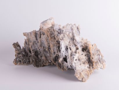 Calcite, El Tleta Ighoud. 
Dim. : 16 x 28...
