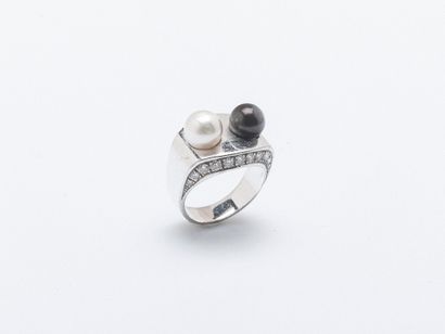 Bague pont en or gris 18 carats (750 ‰) ornée...