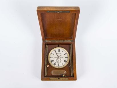 LONGINES
Chronomètre en laiton doré, cadran...