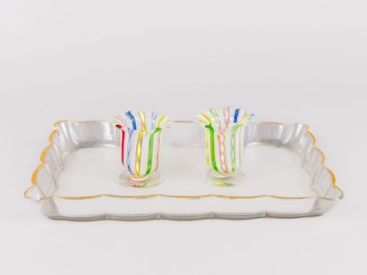 Paire de vase bouteille sur piédouche en...