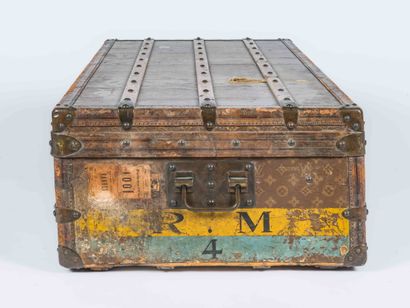 LOUIS VUITTON, Rue Scribe Paris 
Monogram...