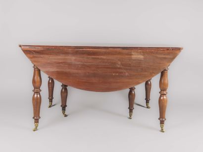 Mahogany and mahogany veneer dining table...