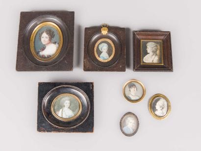 Lot de 13 miniatures encadrées. XVIIIe et...