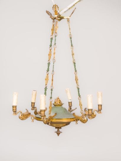 Lustre en bronze doré et tôle laqué vert,...
