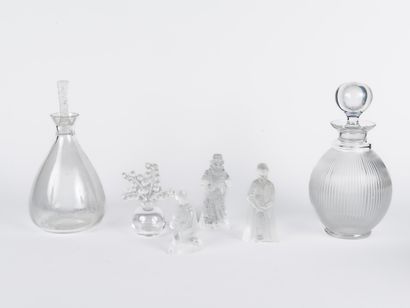 LALIQUE France 
Lot comprenant un coffret...
