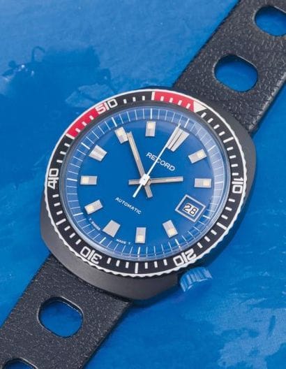 RECORD WATCH
(DIVER - DATE RÉF. 654135),...