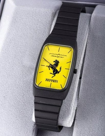 PININFARINA FERRARI
(MONTRE PADDOCK JAUNE...