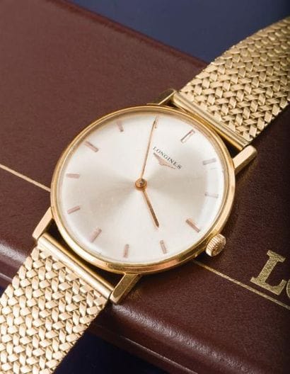 LONGINES
(CLASSIQUE N° 7304 2), vers 1960...
