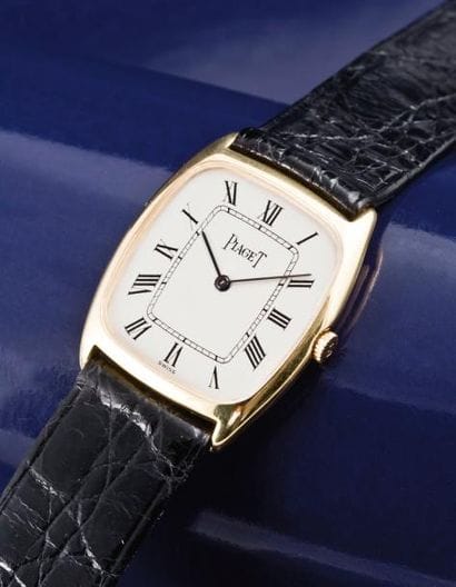 PIAGET
(TONNEAU EXTRA - PLAT/ OR JAUNE RÉF....