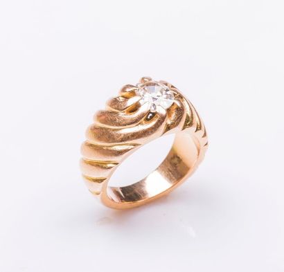 Bague jonc en or jaune 18 carats (750 millièmes)...