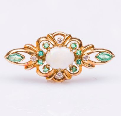 Pendentif fleuron en or jaune 18 carats (750...