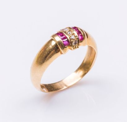 Bague jonc bombé en or jaune 18 carats (750...