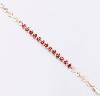 Bracelet en or jaune 18 carats (750 millièmes)...