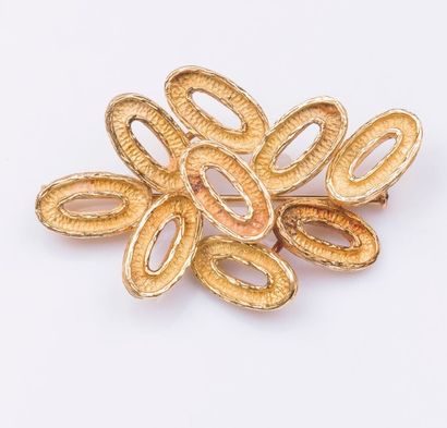 Broche en or jaune 18 carats (750 millièmes)...