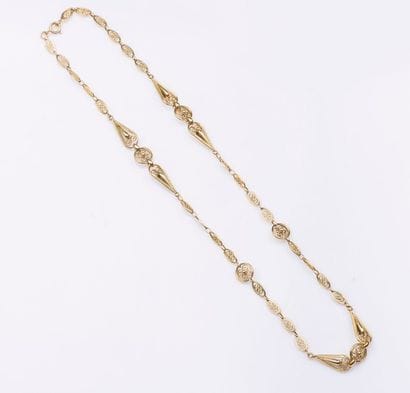 Chaîne en or jaune 18 carats (750 millièmes)...