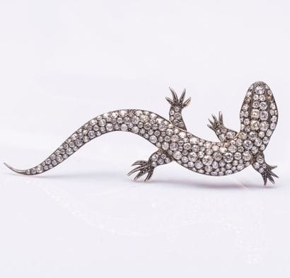 Broche Lézard en or jaune et or gris 18 carats...