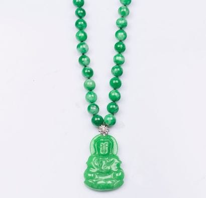 Collier de boules de jade teinté, pendentif...
