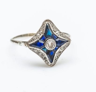 Bague en or gris 18 carats (750 millièmes),...