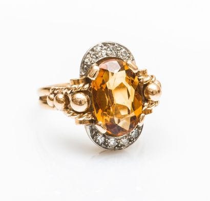 Bague ajourée en or jaune 18 carats (750...