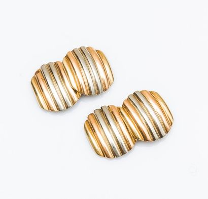 Paire de boutons de manchettes en or de trois...