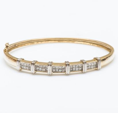Bracelet jonc ouvrant en or deux tons 18...