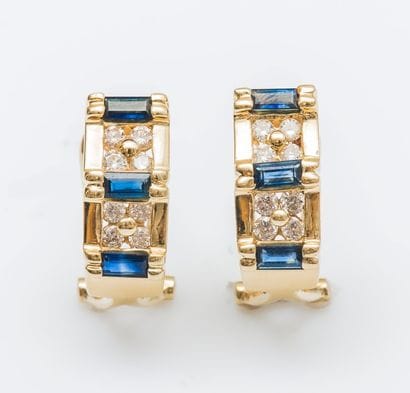 Paire de boucles d’oreilles en or jaune 18...