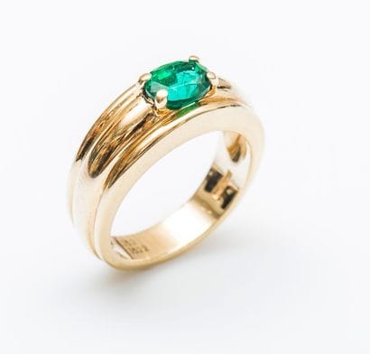 BOUCHERON

Bague «Axelle» en or jaune 18...