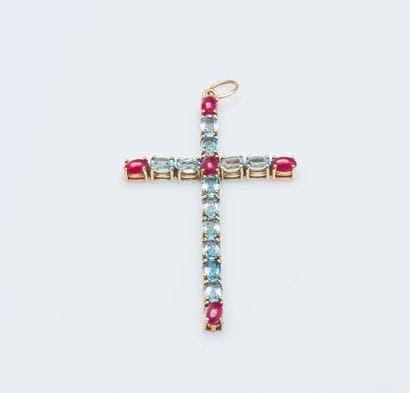 Pendentif croix en or jaune 9 carats (375...