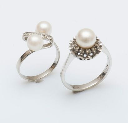 Lot de deux bagues en or gris 18 carats (750...