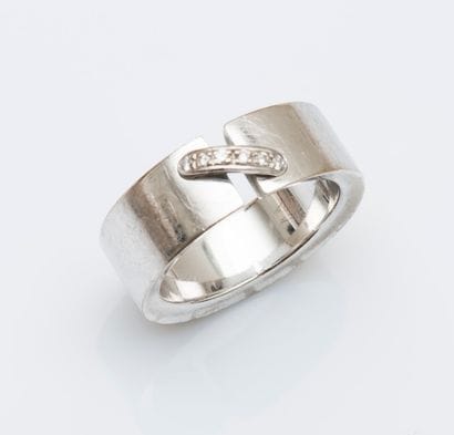 CHAUMET

Bague «Lien» en or gris 18 carats...