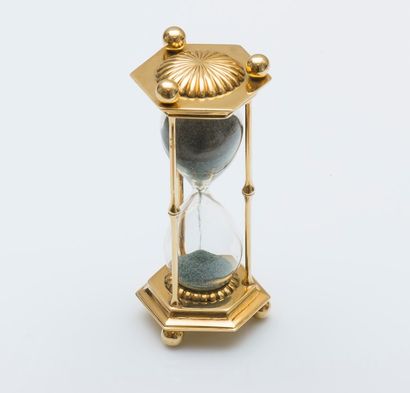 BULGARI

Sablier en or jaune 18 carats (750...
