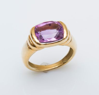 Bague jonc en or jaune 18 carats (750 millièmes)...