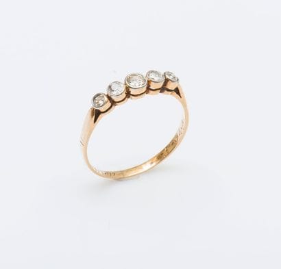 Bague jarretière en or jaune 18 carats (750...