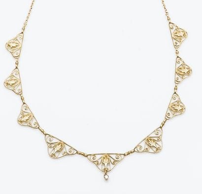 Collier collerette en or jaune 18 carats...