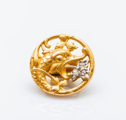 Pendentif en or jaune 18 carats (750 millièmes)...