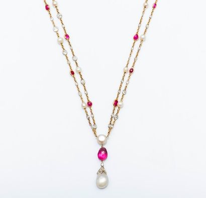 Collier en or jaune 18 carats (750 millièmes)...