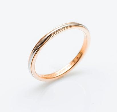 TIFFANY & CO

Alliance en platine (950 millièmes)...