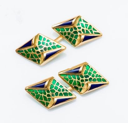 Paire de boutons de manchettes en or jaune...