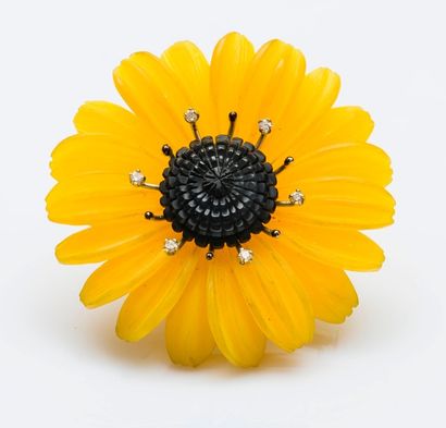 Attribué à ERWIN PALTSCHO

Broche tournesol...
