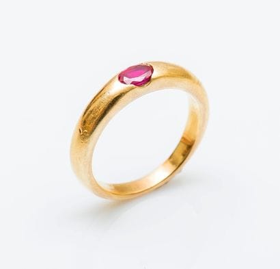 Anneau en or jaune 18 carats (750 millièmes)...