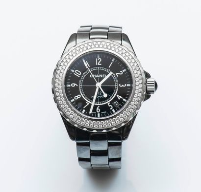 CHANEL (J12 CÉRAMIQUE NOIRE GRANDE TAILLE...