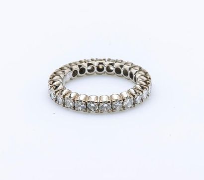 Alliance américaine en or gris 18 carats...